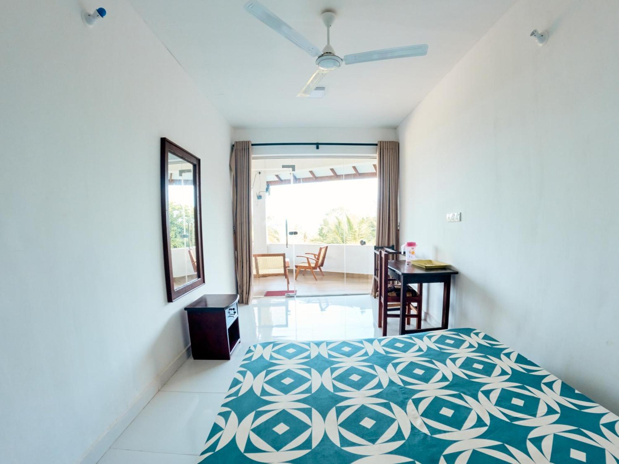 Baden Beach Hotel Kalkudah  Kültér fotó